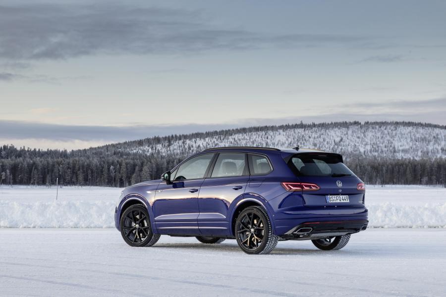  Volkswagen Touareg R 2020 года  (WW) (фото 11 из 61)
